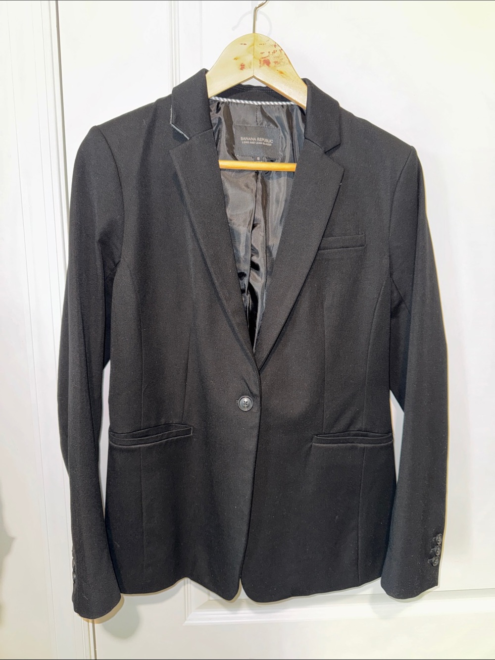 Long & Lean Black Blazer, size 8, Banana Republic